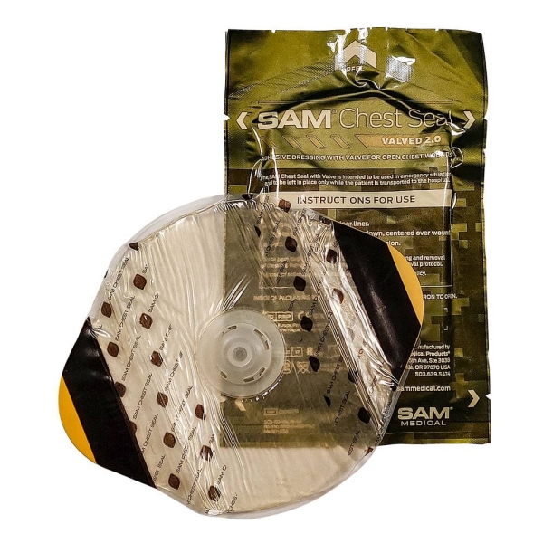 Opatrunek wentylowy SAM CHEST SEAL with VENT 2.0 SCS - 282_1.jpg Opatrunek wentylowy SAM CHEST SEAL with VENT 2.0 SCS - 282_1.jpg